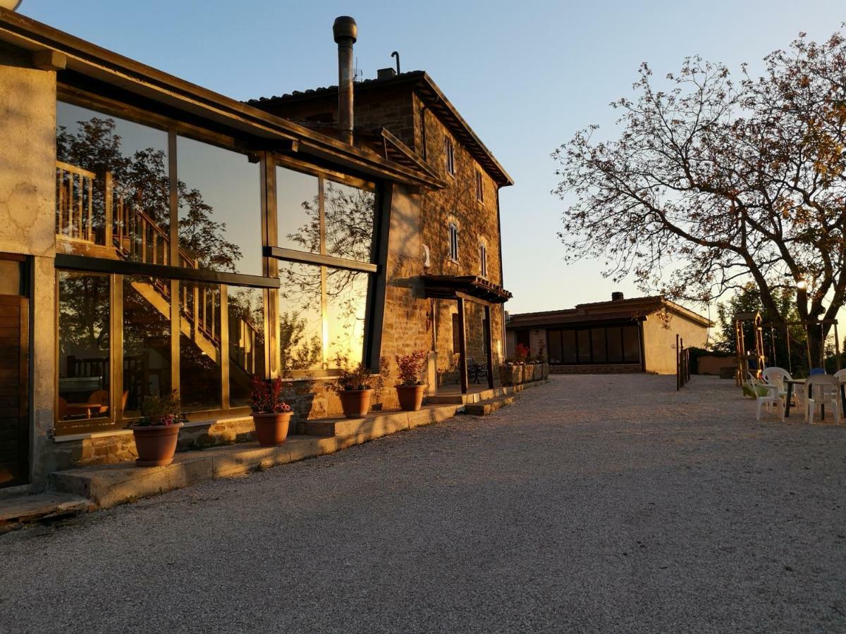 הוילה אסיסי Agriturismo Il Noceto מראה חיצוני תמונה